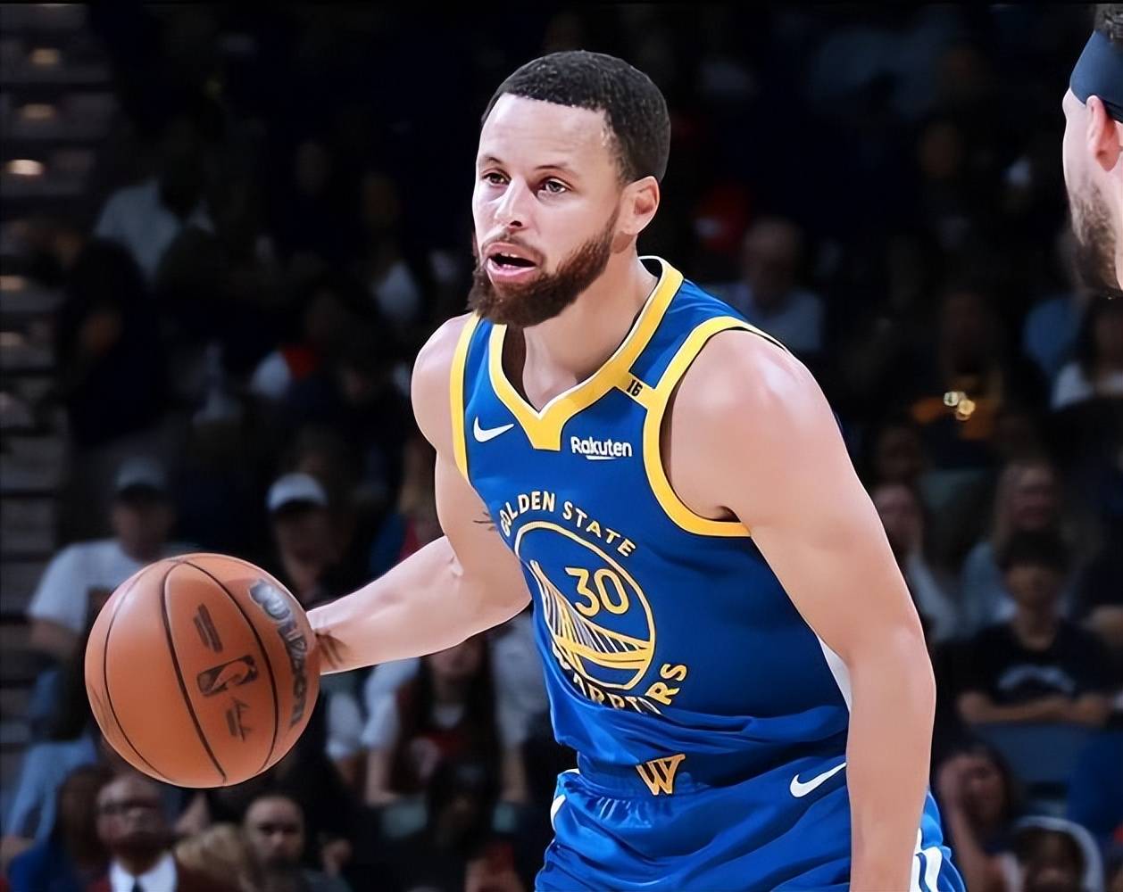 九游游戏中心官网 -库里在瑞士队比赛中势不可挡，势不可挡引发热议！的简单介绍